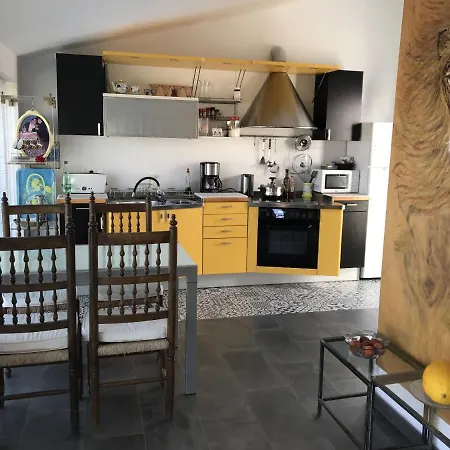 Preciosa Con Piscina Privada Ferienhaus